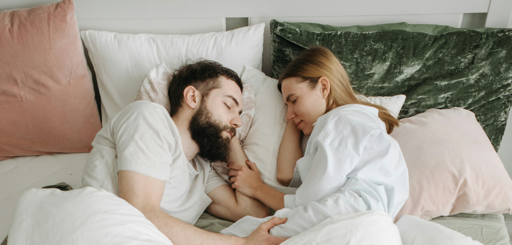 ¿Tu colchón suena cuando te mueves?